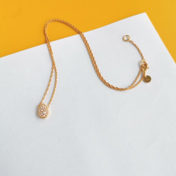 Pavé Teardrop Gold Pearl Necklace by Julie Vos - Picture 4 of 4